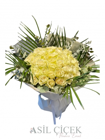 ithal Beyaz Gül Buketi