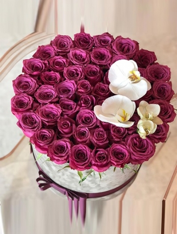 Kutu içerisinde Özel Güller