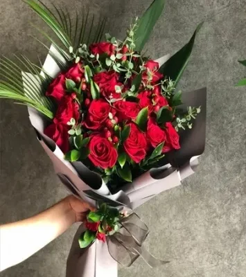 19 Adet Kırmızı Gül Buketi